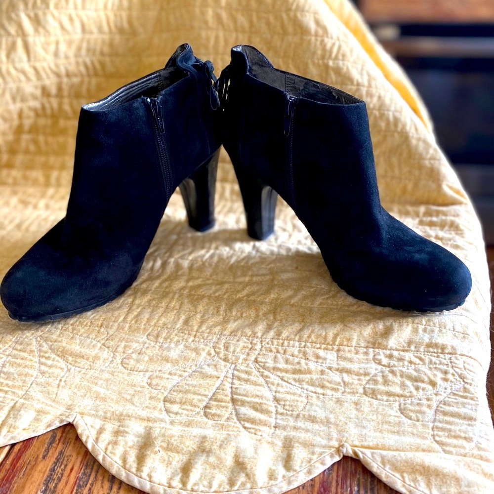 A. Marinelli Ankle Booties